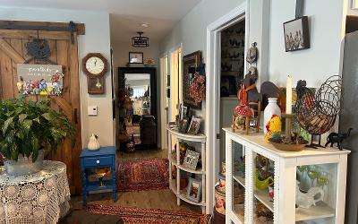 6 Saint Claire Street, Julie & Co. Realty