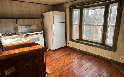 1 Mosier Road, Julie & Co. Realty