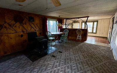 1 Mosier Road, Julie & Co. Realty