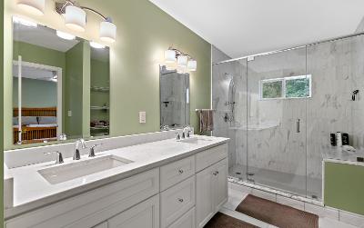 4 Nicklaus Drive, Julie & Co. Realty