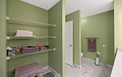 4 Nicklaus Drive, Julie & Co. Realty