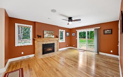 4 Nicklaus Drive, Julie & Co. Realty