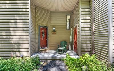 47 Gore Village Lane, Unit #16, Julie & Co. Realty