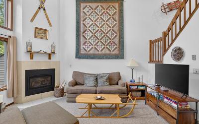 47 Gore Village Lane, Unit #16, Julie & Co. Realty