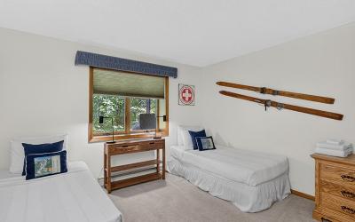 47 Gore Village Lane, Unit #16, Julie & Co. Realty