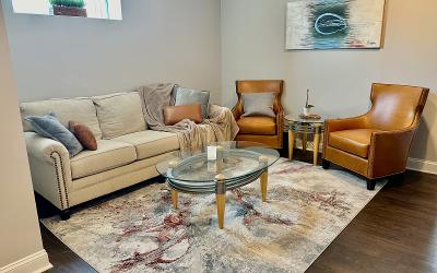 77 Van Dam Unit #105, Julie & Co. Realty
