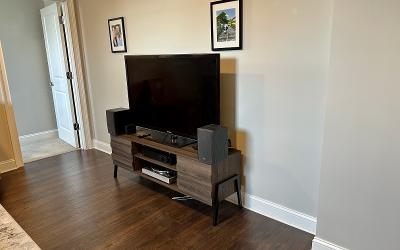 77 Van Dam Unit #105, Julie & Co. Realty