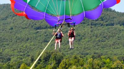 couple parasailing