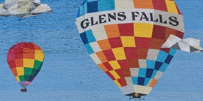 hot air balloon mural on building