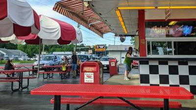 old fashioned ice cream place